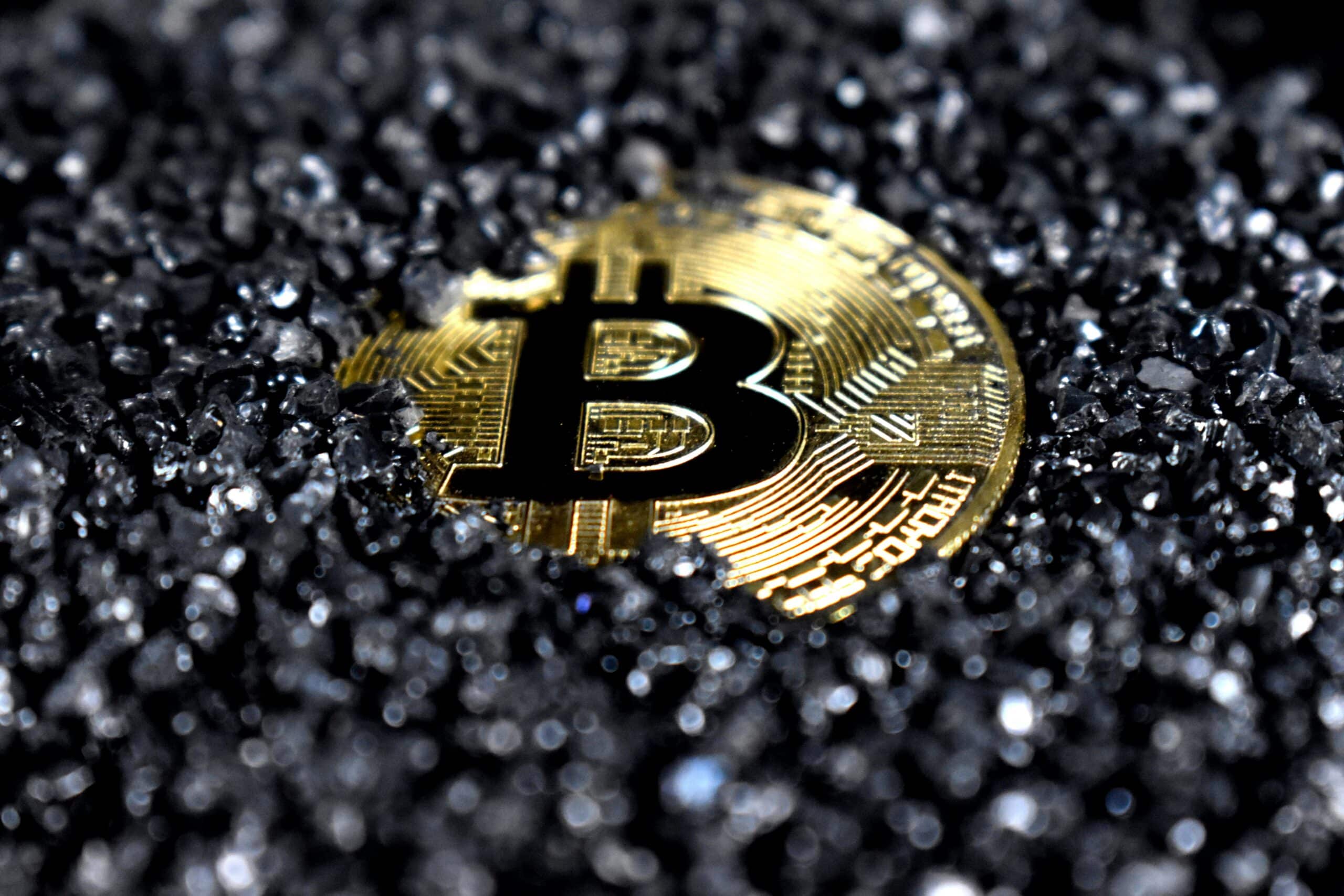 The Link Between luxury Spending, Crypto Forex and Leverage